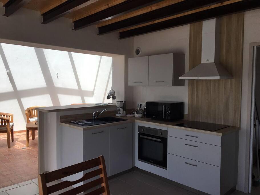 Maison Au Vieil A Noirmoutier Le Grand Vieil Bagian luar foto